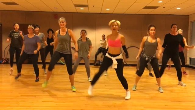 “JALEO” Nicky Jam and Steve Aoki - Dance Fitness Workout Valeo Club смотреть онлайн