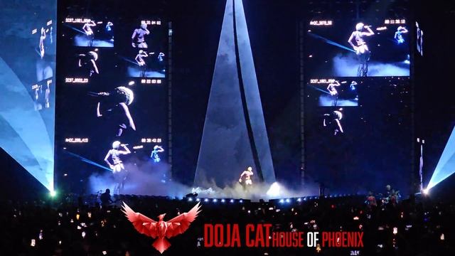 DOJA CAT - LIVE - AGORA HILLS - HOUSE OF PHOENIX смотреть онлайн