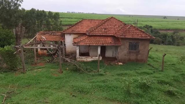 O MISTÉRIO MACABRO DA CASA QUE NINGUÉM PODE ENTRAR смотреть онлайн