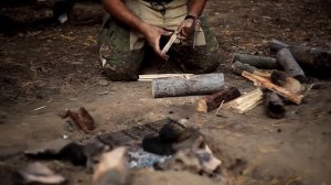 ПОХОД. ПОСТРОЙКА ЛАГЕРЯ В ЛЕСУ 1 ЧАСТЬ. (ночёвка у костра)