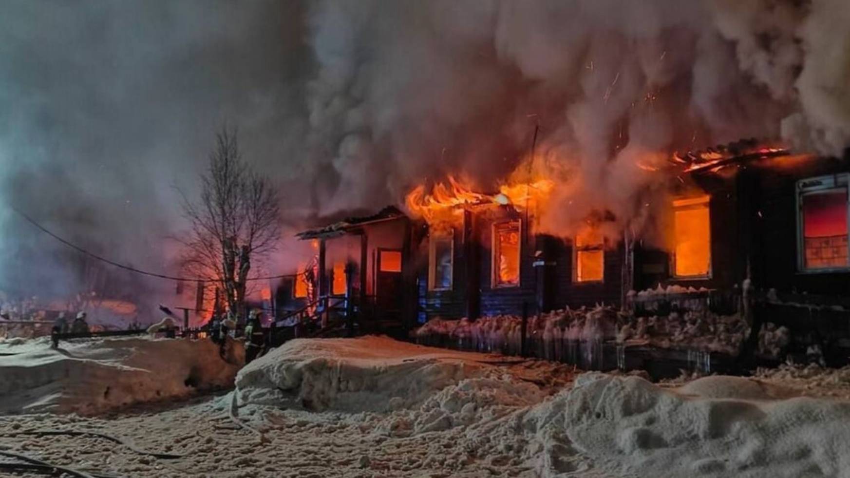 Где находятся розетки в поездах