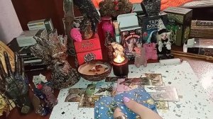 Кто в тебя 💖💏влюблён 😍Таро расклад😍 Ведьма#без#правил#