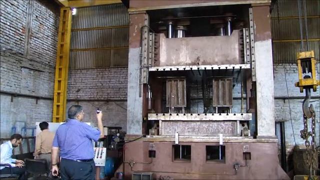 "Flowmech" Make Hydraulic Deep Drawing Press 500 Tons Capacity смотреть онлайн