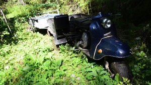 Мотороллер муравей по бездорожью с прицепом