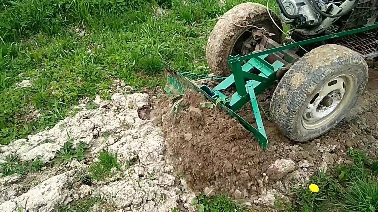 Работа минитрактора с отвалом смотреть онлайн