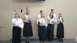 Хвали Творца лишь день начнётся / Христианские песни