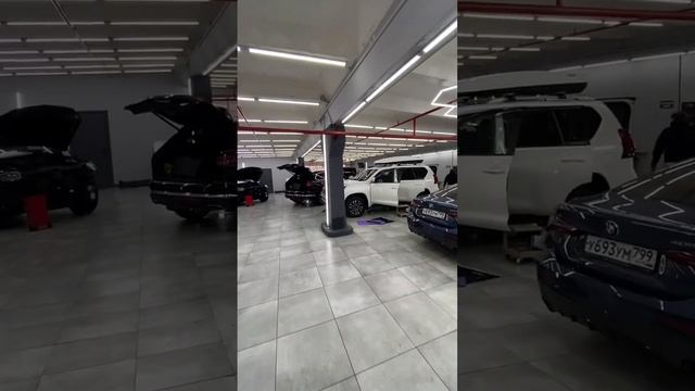 Рабочие будни нашей студии #mercedes #мерседес #шумоизоляция #оклейкаавто