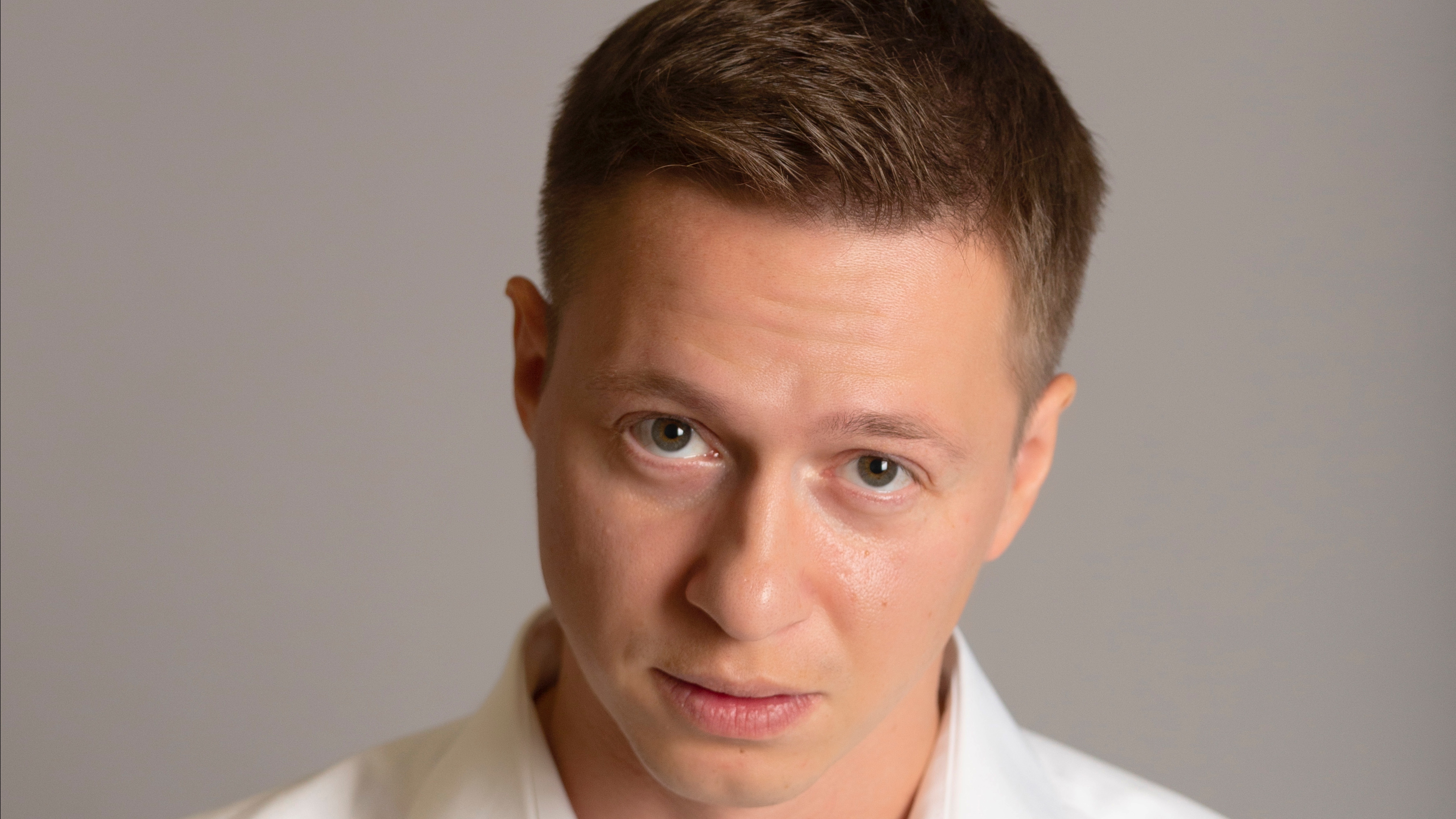 Игорь Ключников - ВИЗИТКА 2025 смотреть онлайн