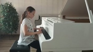 И. Королькова. Обезьянки. 
Р. Ахиярова. Больной зайчик.