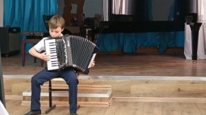 Французская открытка. Аккордеон.Ученик 3 кл.ШИ им.Рахманинова г. Краснодар Черников Кирилл
