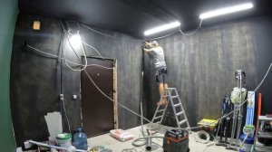 Купил пустое помещение, буду строить мастерскую для себя, своими руками.