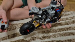 Lego мотоцикл балансирующий