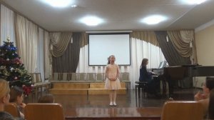 "Расскажи, мотылёк" муз. Аренского, сл. Моздалевского - исп. Трусова Злата 7 лет