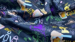 Джинса чёрного цвета с принтом  надписи 12663