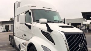 Обзор нового трака VOLVO VNL 2025 года