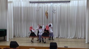 Алнашская ДШИ. Народно-сценический танец. 9-10 лет.Воронежские потешки