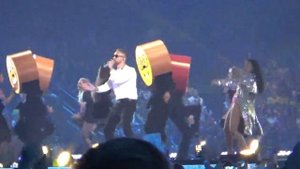 Премия МУЗ TV 2017, Егор Крид и Молли