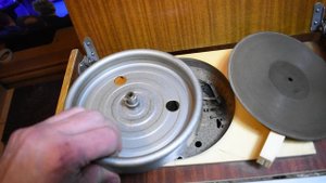 Купил Рекорд 110. Буду восстанавливать.