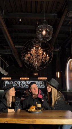 Каждый визит в Gangster настоящее путешествие по миру вкусов и наслаждений. LOC: РОГОЖСКИЙ ВАЛ 5С13