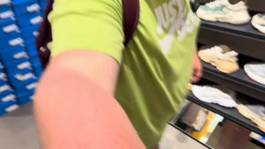 Обзор магазина Adidas в новоМолл Сиде Турция смотрим разные пары обуви влог от тепло диване