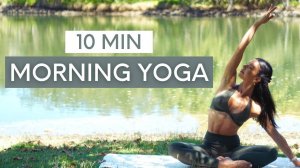 Move with Nicole - 10 MIN MORNING YOGA FLOW || Stretch Routine To Wake Up & Feel Good