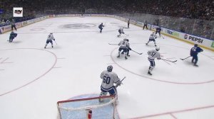 Canucks' Elias Pettersson Channels Inner Quarterback With Pinpoint Pass