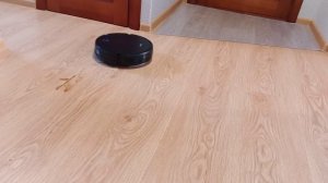 Демонстрация уборки робота пылесоса 1- DEXP Ecosweep E0