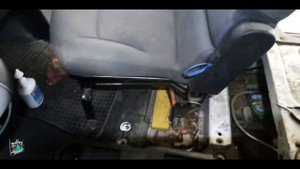 Постоянно светится лампа ручника - Citroen Berlingo III 1.6d 2014