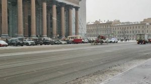 Исаакиевский собор, по дворцовой площади и на Невский.