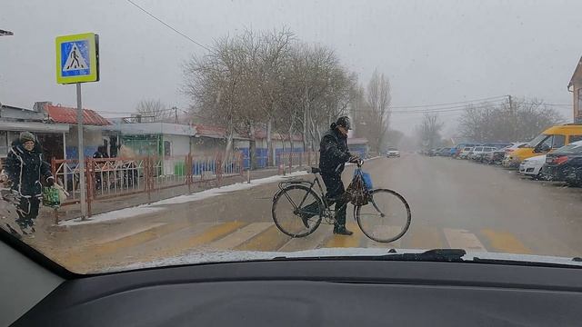 Хороший крепкий дом в Крыму. Море рядом. смотреть онлайн