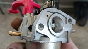 Плавают обороты двигателя снегоуборщика. Четвертая серия. Жапан.