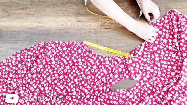 ÇOK KOLAY !! Kloş Kollu Elbise Kesimi Ve Dikimi/ Pratik Kelebek Kollu Elbise смотреть онлайн