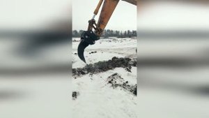 Зуб рыхлитель для экскаватора в работе. Производство "Ковши74"