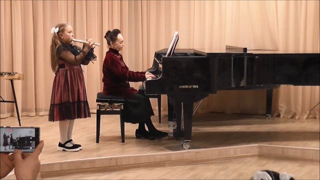 В.А. Моцарт. Аллегретто. Исп. Коршак Наталья, 1 класс смотреть онлайн