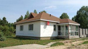 Четырёхскатная крыша с мягкой кровлей и деревянным перекрытием. Полный обзор.