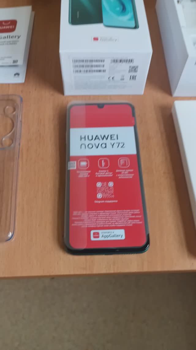 Телефон Huawei Y72