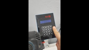 Замена пильного диска на торцовочной пиле  и юстировка станка для автоматизированной резки профиля