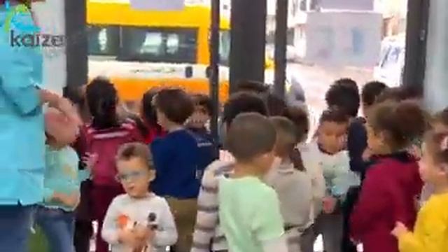 A day in Kaizen School смотреть онлайн