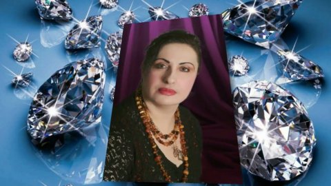 ОБРАЗЫ МОИХ ОРАКУЛОВ. "ФАКЕЛ ГЕКАТЫ. ЛОЛИТА". ИЗ ПРЕЗЕНТАЦИИ МОИХ КАНАЛОВ. Короткое видео, № 298.