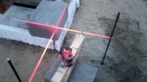 Подготовка к кладке первого ряда керамзитоблоков. Как сэкономить на окнах? Про окна двери и кровать