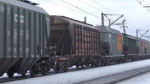 Электровозы ВЛ80С-2699 и ВЛ80С-2726 с грузовым поездом