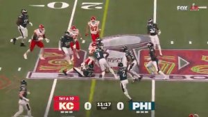 Pat's first pass is a dart to Juju for a Chiefs' first down