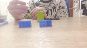 как сделать подставку для телефона из лего классик (9 деталей)