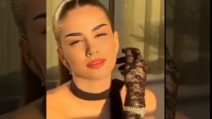 ,,Digital Creative AI Studio."#AI Avatar#Deluxe#Popular video show с искусственным интеллектом.