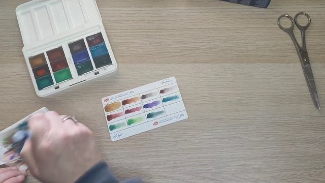 présentation nouvelle palette d'aquarelle whitenight granulations