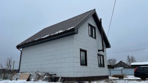 Дачный 2-этажный дом 100кв.м. из техноблоков - смотрим дом, есть недочёты