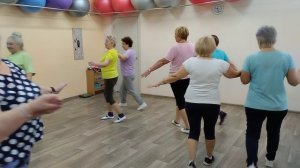 Разучивание русского бального танца "Падеграс"