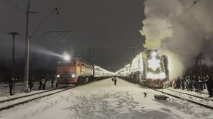 "И отключающееся освещение паровоза и вагона!" Паровозы "Генерал" П36 - 0027, 0110 и 0120, ДМ62