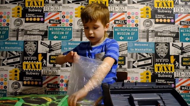 О том, что беру с собой в художественную школу! смотреть онлайн