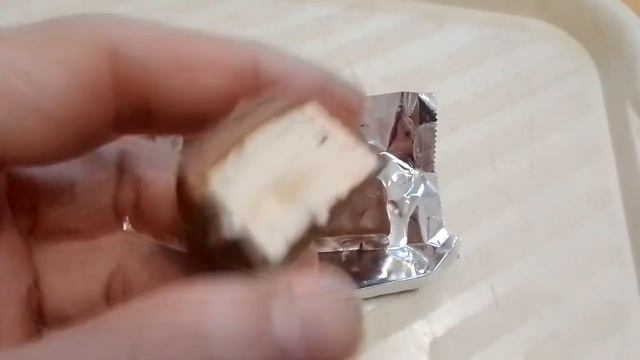 шоколадка Nuts вкус мороженного с печеньем (Nestle)